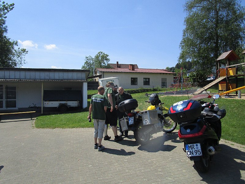 2018.05.26 Probefahrt, Bier, Grill, Freunde, Whisky und... Pflasterarbeiten (167).JPG